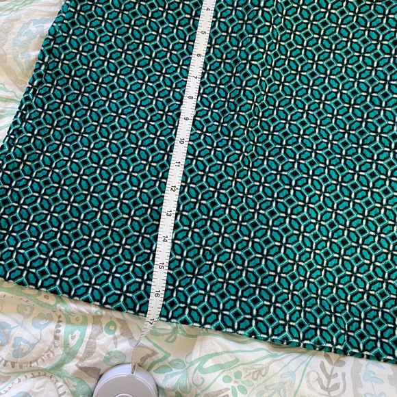 Ann Taylor LOFT Jacquard Mini Skirt - Picture 4 of 5